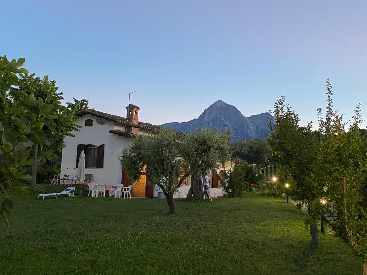 La Casetta Di Trignano Isola del Gran Sasso dʼItalia Buitenkant foto